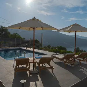 Athina , Angon Greece