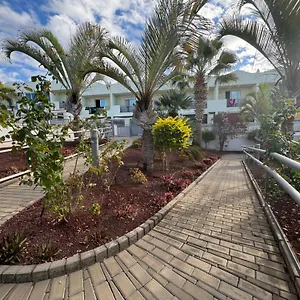 Oasis-family Townhouse Costa Adeje (Tenerife)